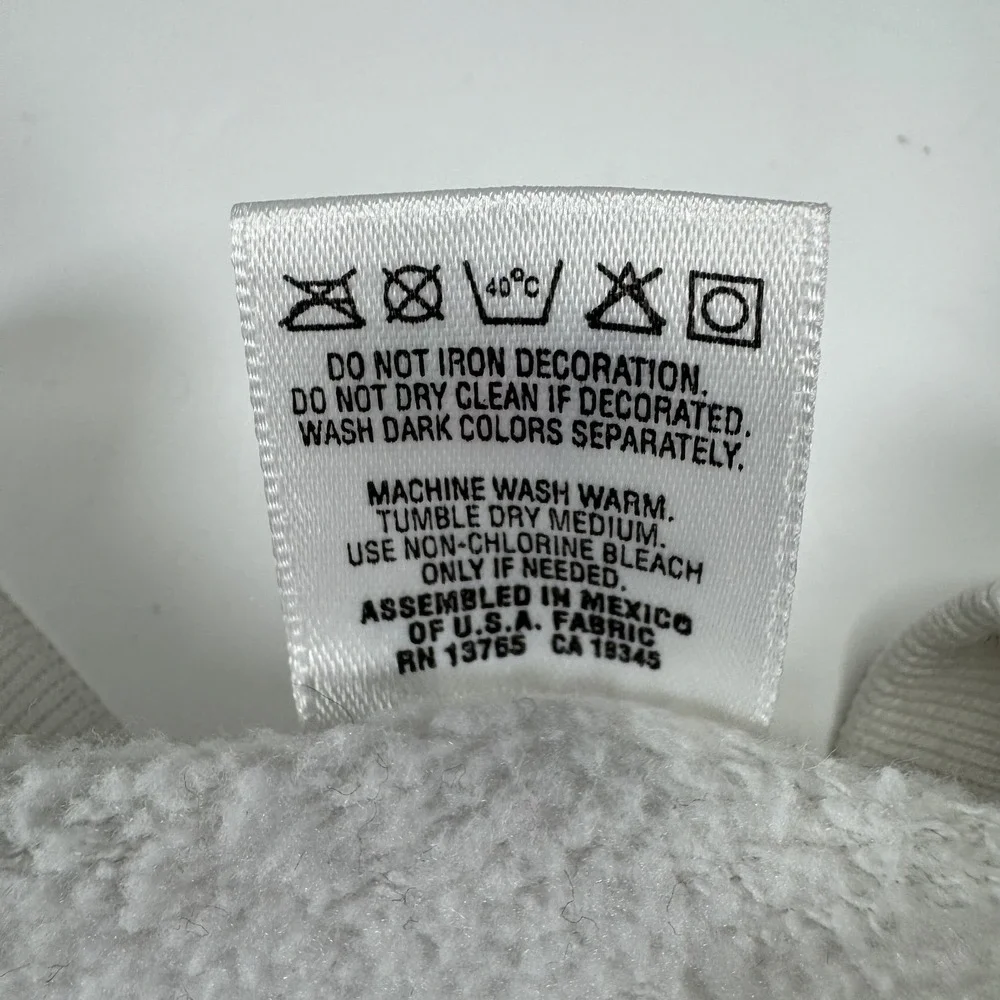 Vintage 90's/Y2K Ice SKATING Nothing Else‎ Matters Sweatshirt Small White Sports